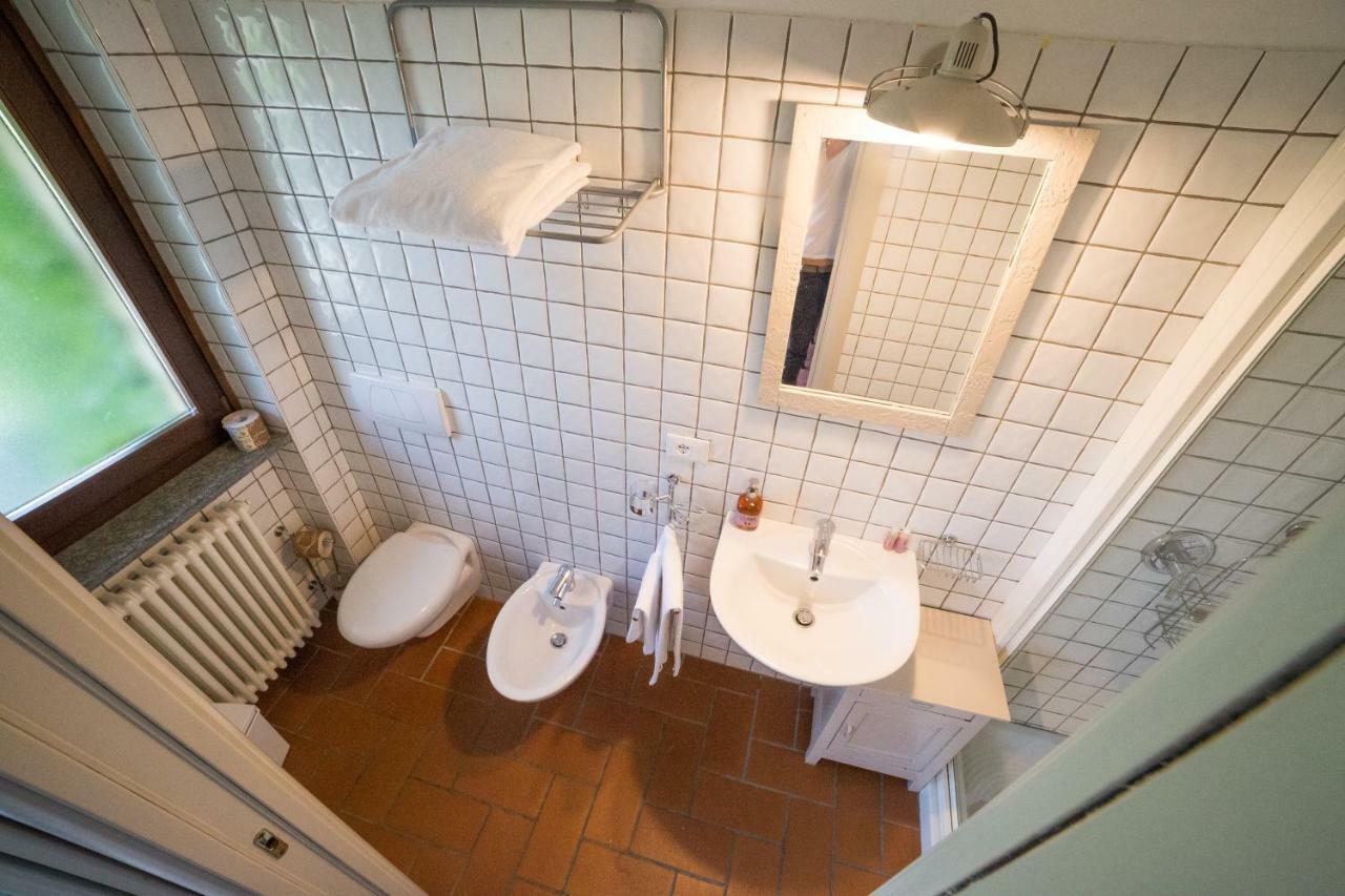 Foresteria Settevie Guest House Treiso Ngoại thất bức ảnh